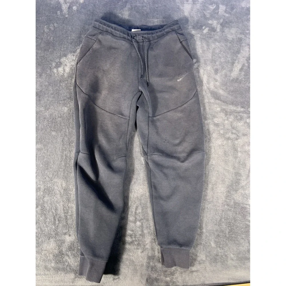 Nike Tech Fleece Joggers Men's Size S Black Tapered Sweatpants Zip Pocket Pants‎